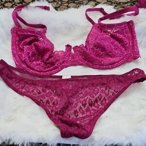 EUC.  Victoria's Secret Fuchsia Lace Bra and Panty Set